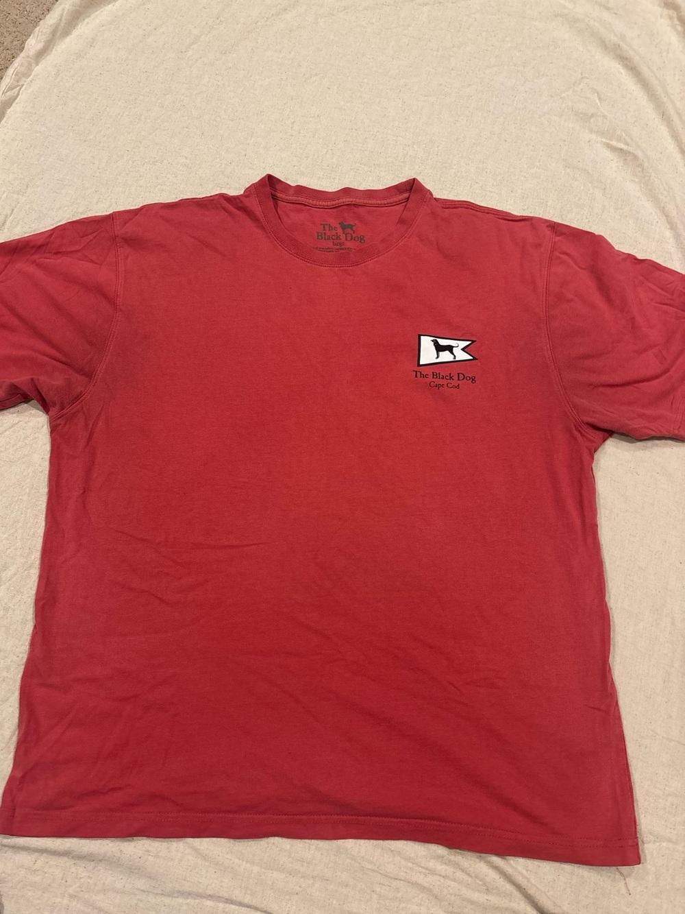The Black Dog Men's Red Cape Cod Flag Logo Tee